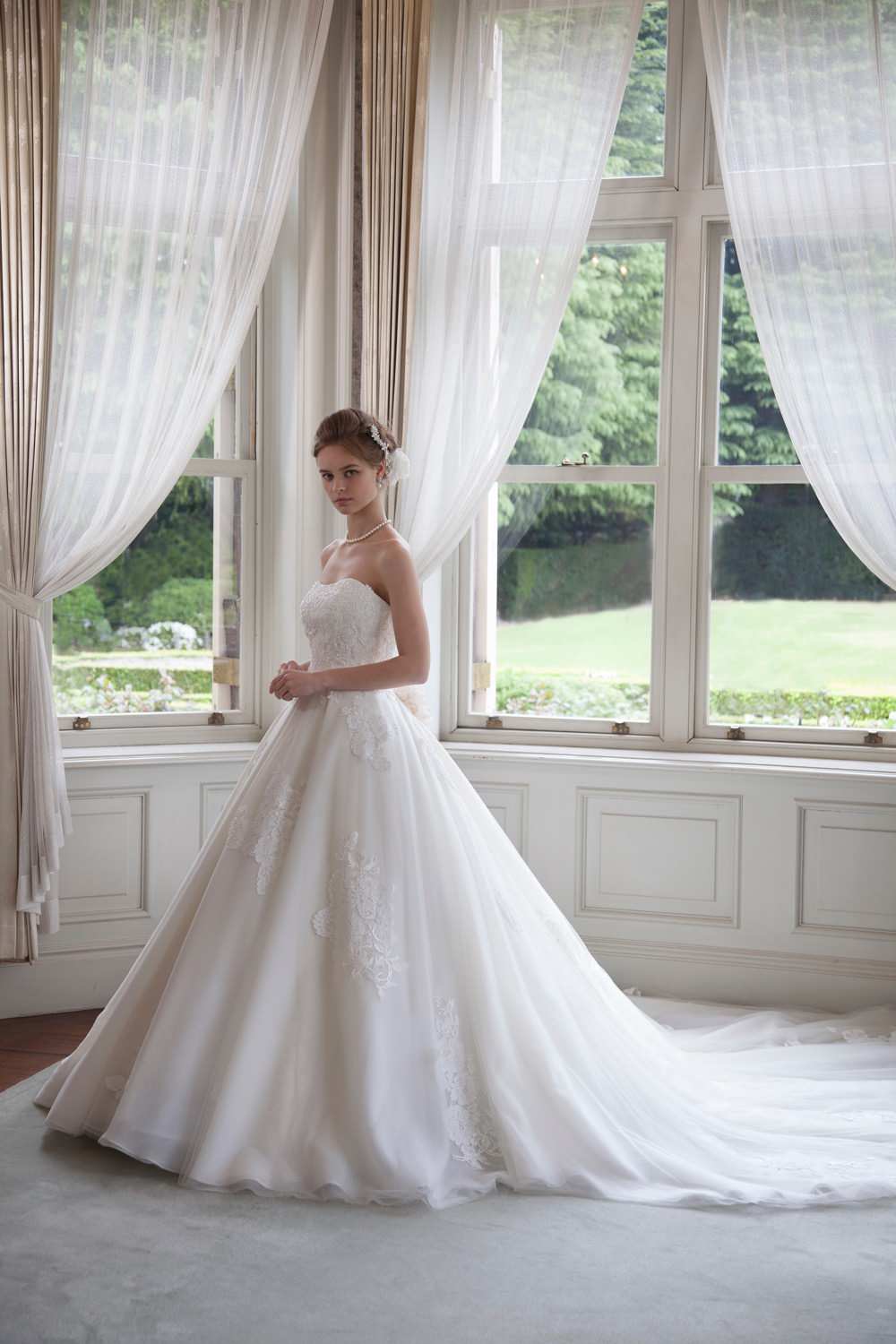 CB-103 【ウェディングドレス レンタル】