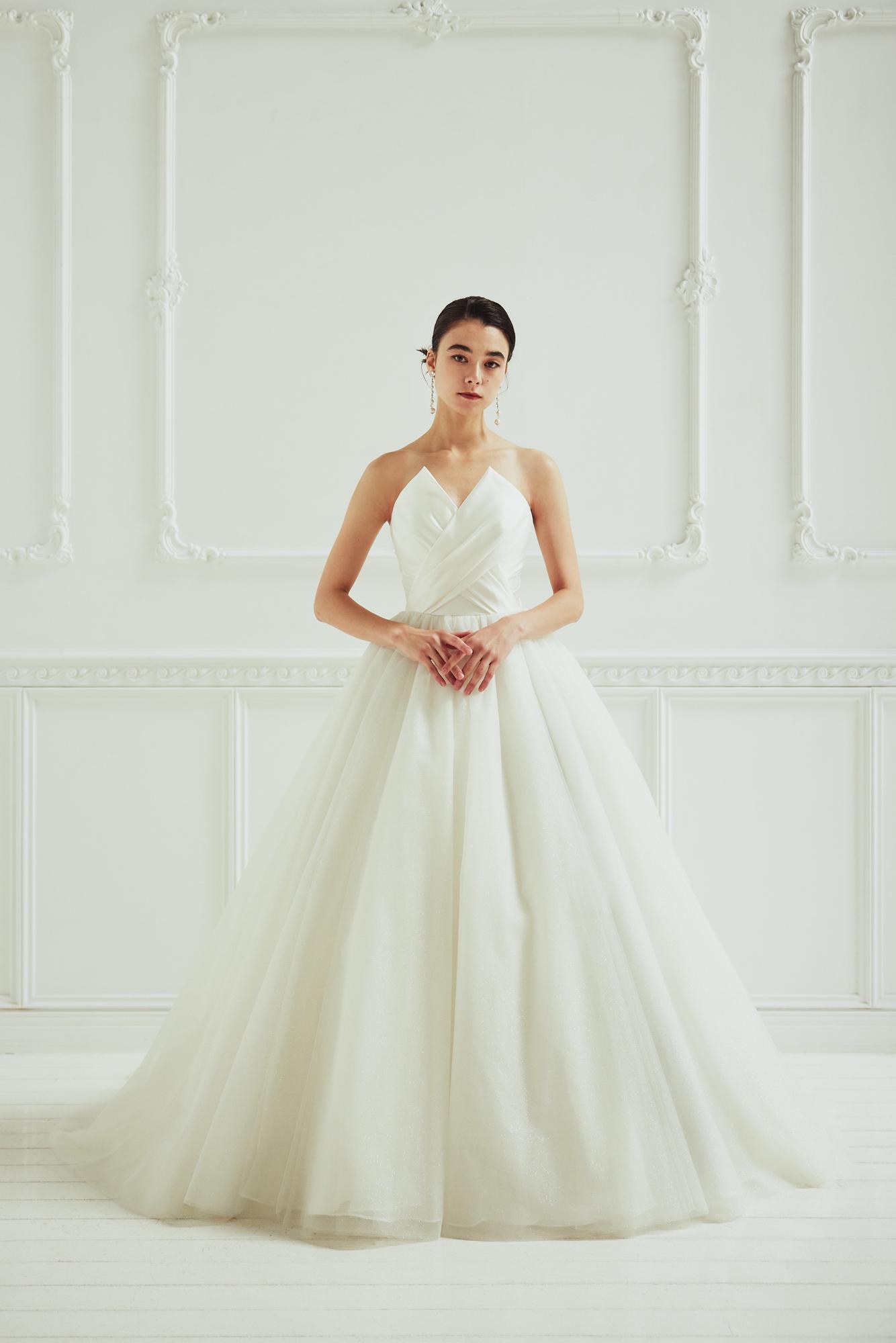 Oliver【ウェディングドレス レンタル】