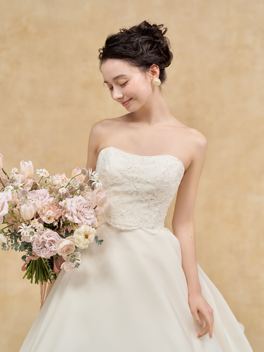 Mina - ミーナ -【ウェディングドレス レンタル】