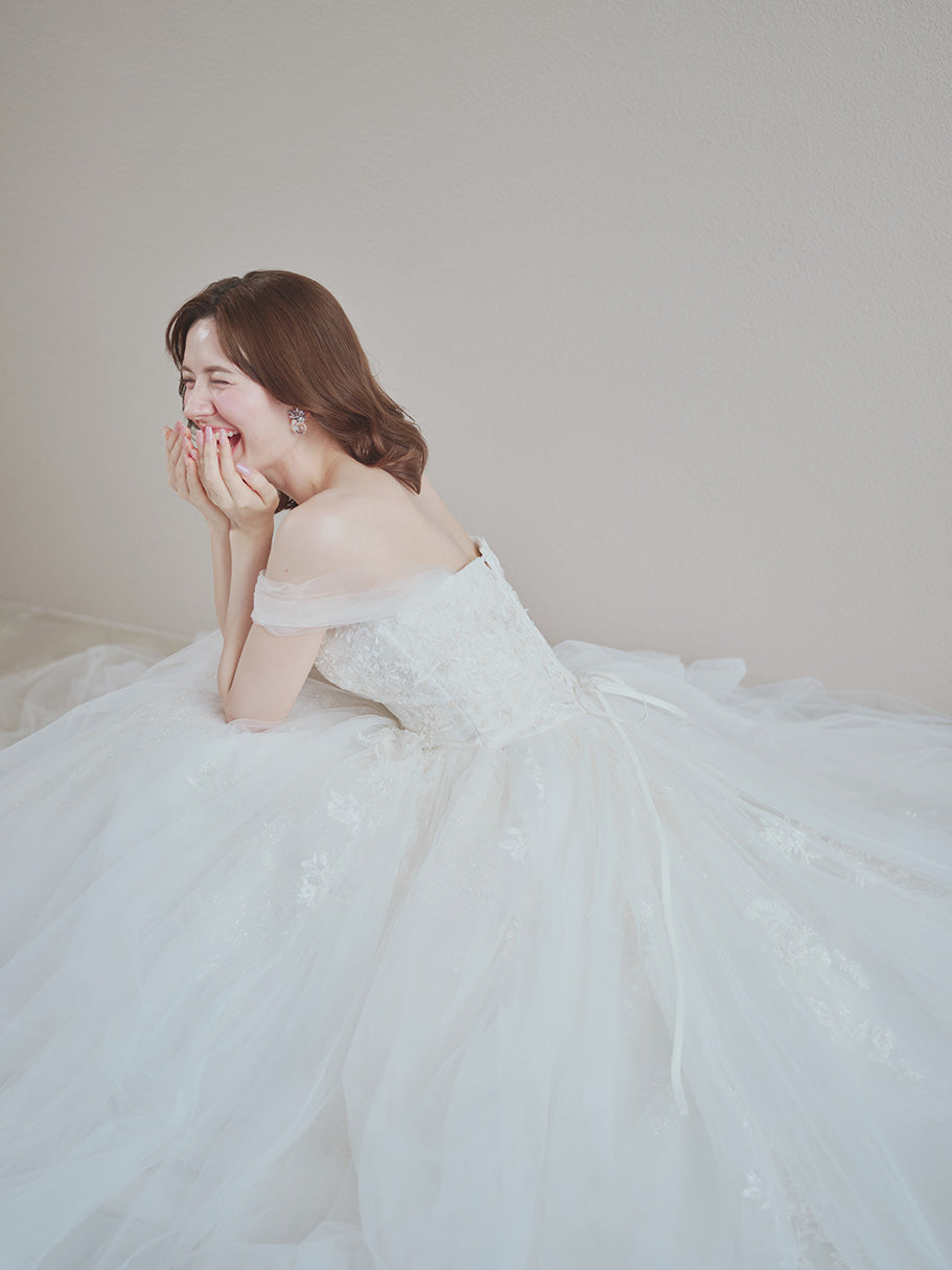 Ratna - ラトナ -【ウェディングドレス レンタル】