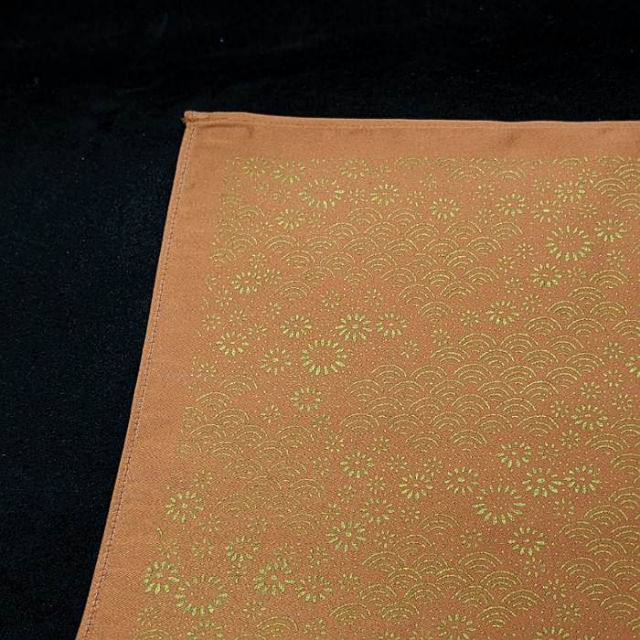 【着物職人手作り 金彩シルクポケットチーフ】ゴールド ブラウン Nsplus 19926 【結婚式 ハンカチ チーフ 小物】