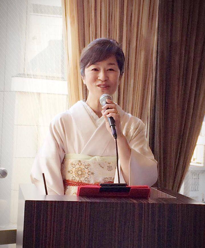 室屋佳子(披露宴) 【結婚式 披露宴 司会】