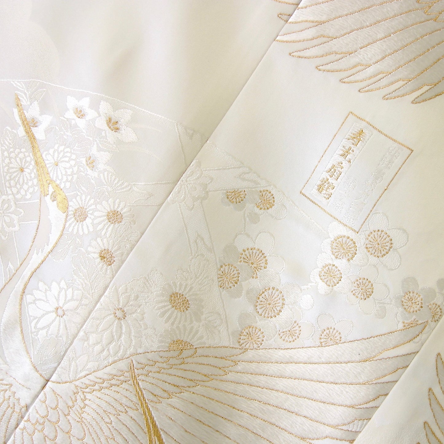 白に金鶴打掛【ウェディングドレス レンタル】