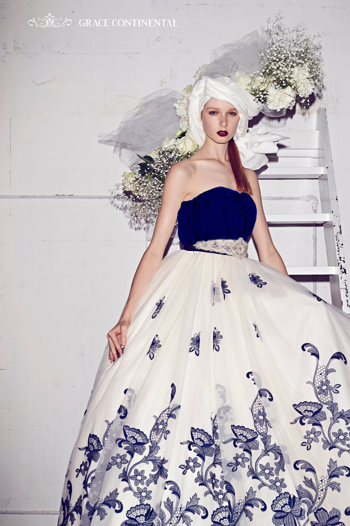 GRACE CINTINENTAL ネイビー×ホワイト 【結婚式 カラードレス レンタル】