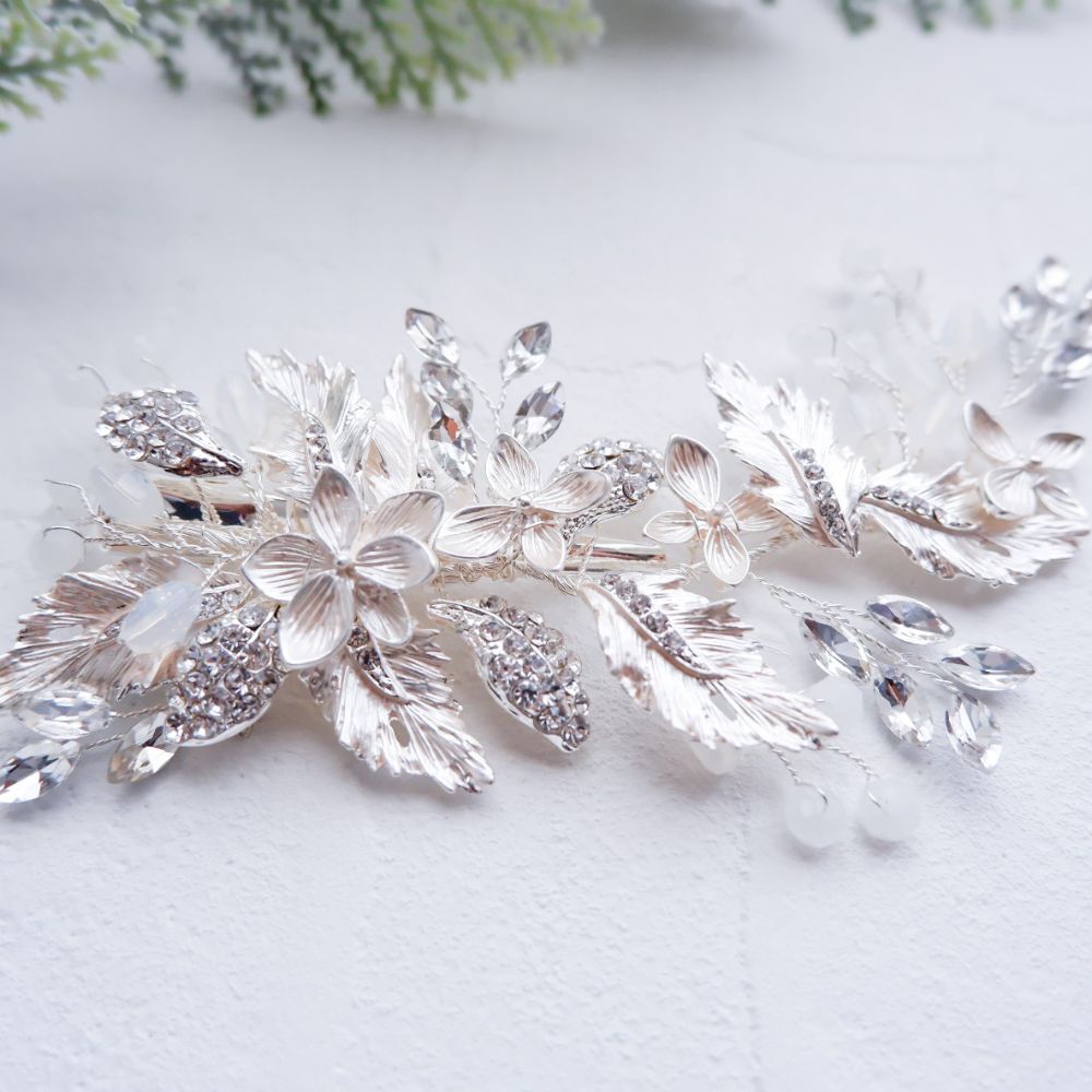 【ヘッドドレス】ブライダルヘッドドレス ビジュー リーフ ボンネ j9 【結婚式 ヘアアクセサリー】