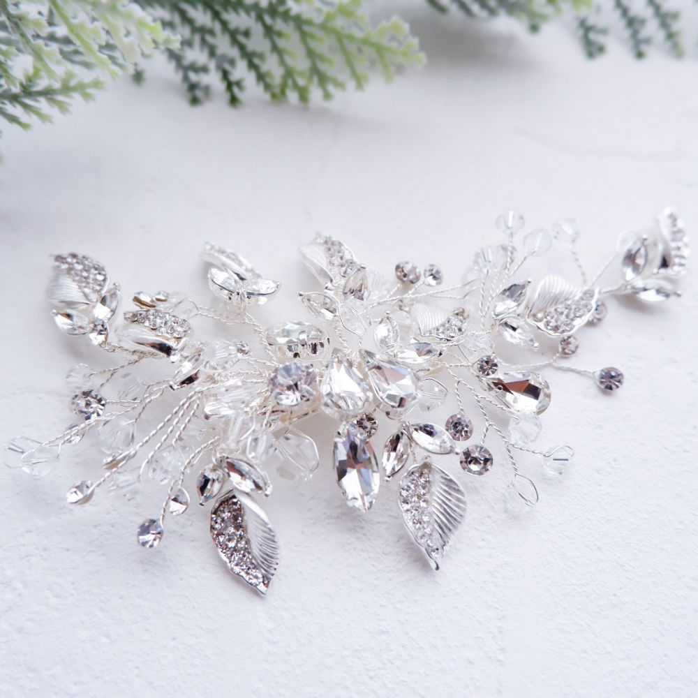 【ヘッドドレス】ブライダルヘッドドレス ビジュー リーフ ボンネ j10 【結婚式 ヘアアクセサリー】