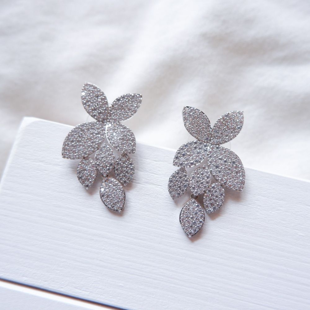 【ピアス】ビジュー リーフ ウェディング ブライダルピアス n7 【結婚式 ピアス イヤリング】