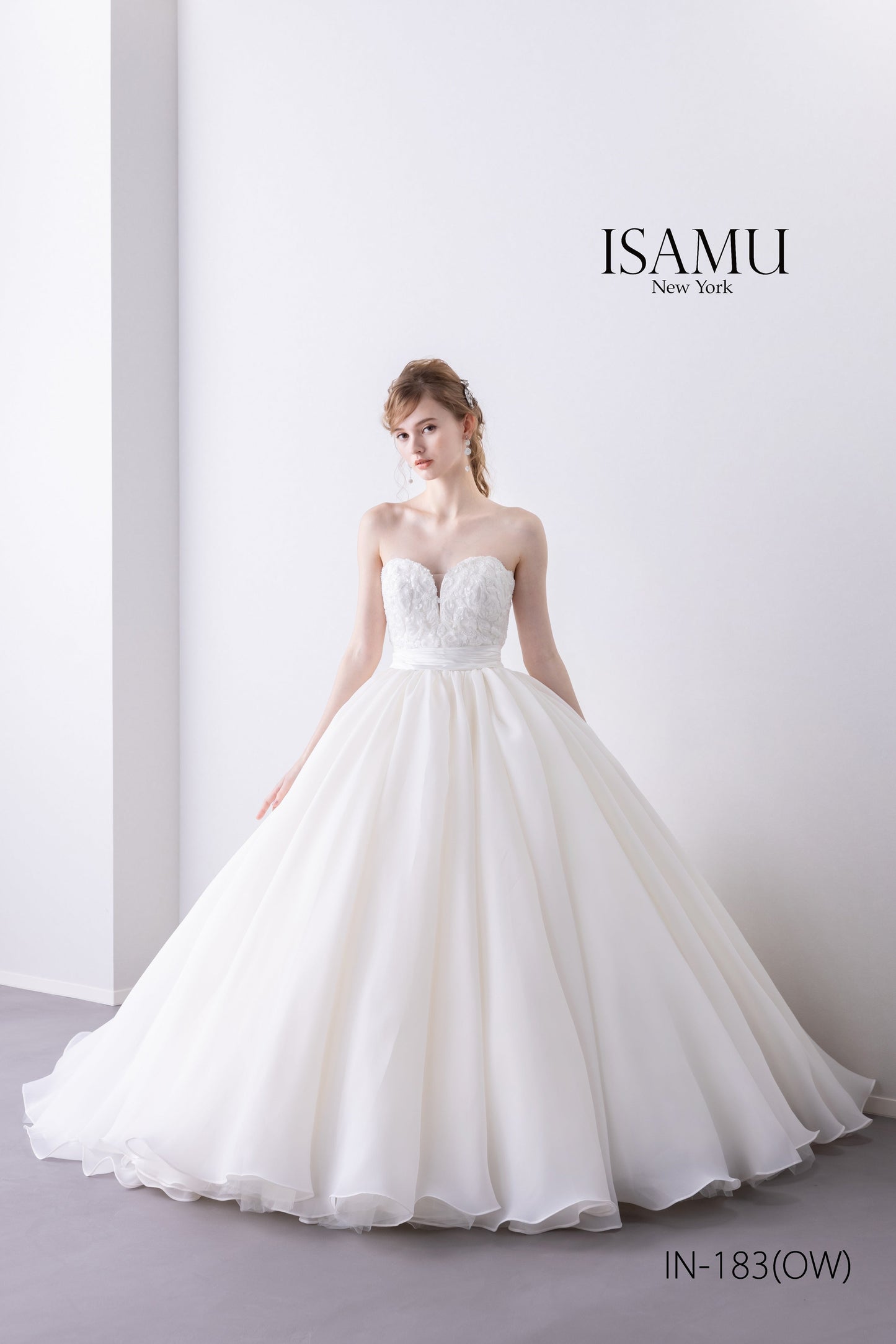 アイナ IN-183(OW)【ウェディングドレスレンタル】