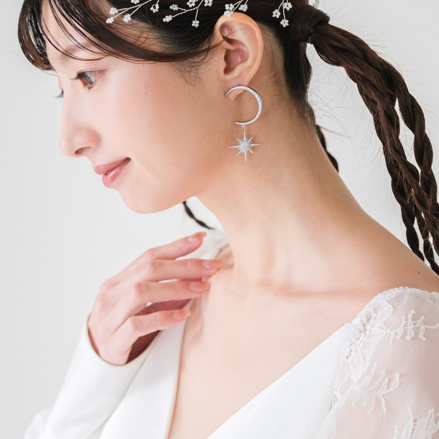 【ピアス】ブライダル ビジュー ムーン スター シルバー v13【結婚式 ピアス イヤリング】