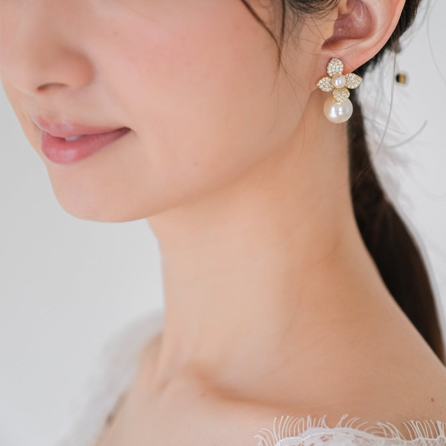 【ピアス 】ジルコニア パール フラワー ブライダル ゴールド v40【結婚式 ピアス イヤリング】