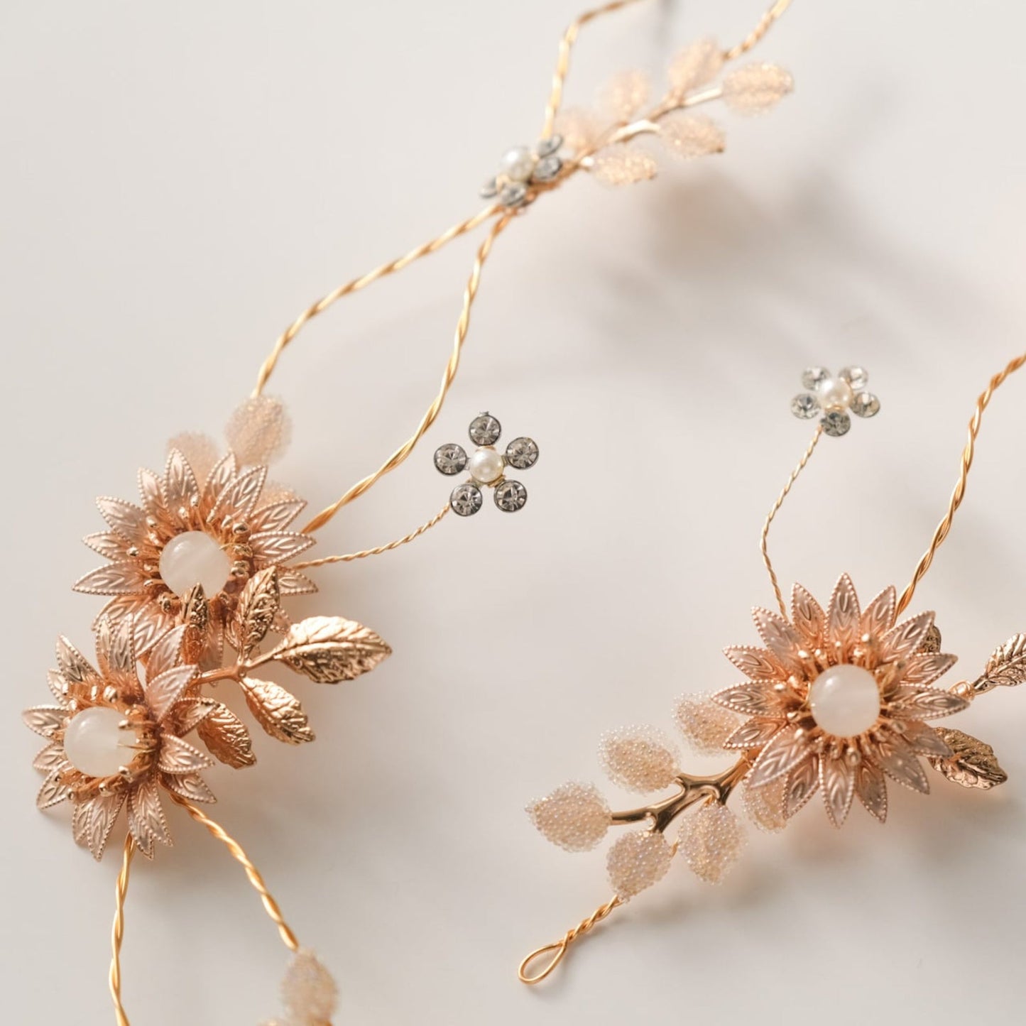 (2点セット) ブライダルヘッドドレス サンフラワー 小枝 s30 【結婚式 ヘアアクセサリー】