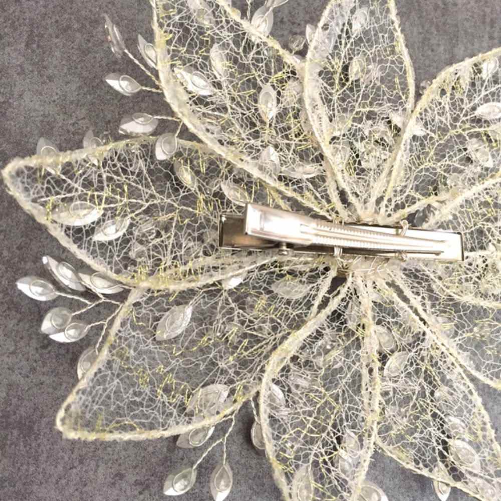 【ヘッドドレス】iris ブライダルヘッドドレス 【結婚式 ヘアアクセサリー】