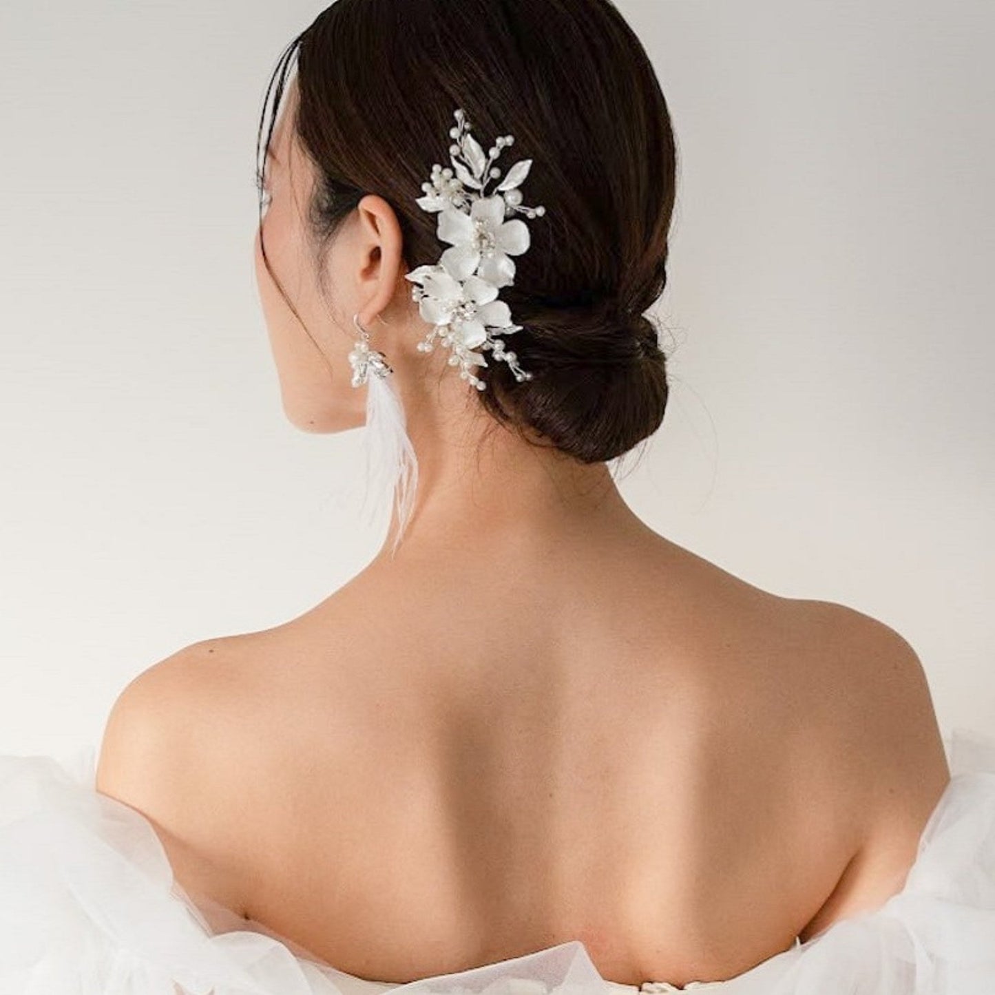 【ヘッドドレス】ヘッドコーム ブライダルヘッドドレス パール フラワー シルバー u23 【結婚式 ヘアアクセサリー】