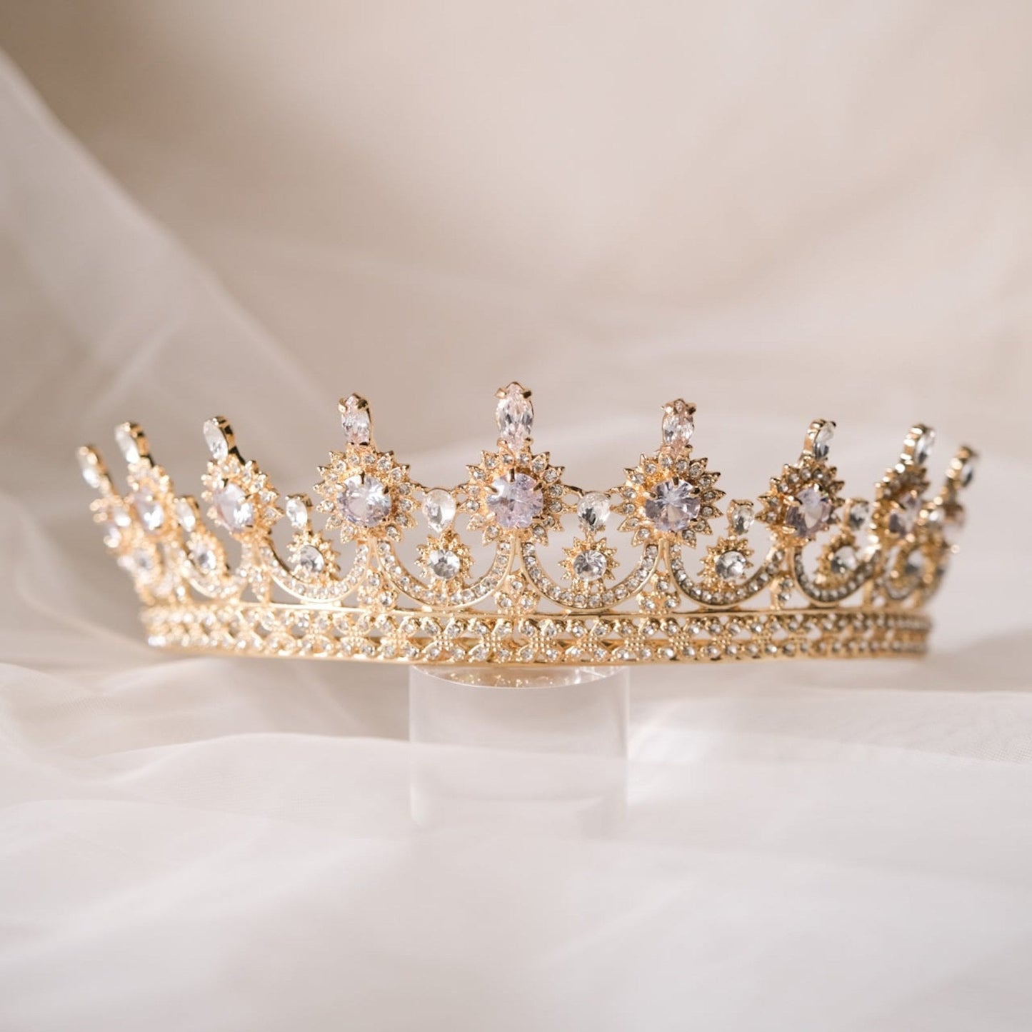 【ヘッドドレス】ティアラ ビジュー ブライダルヘッドドレス ゴールド u46 【結婚式 ヘアアクセサリー】