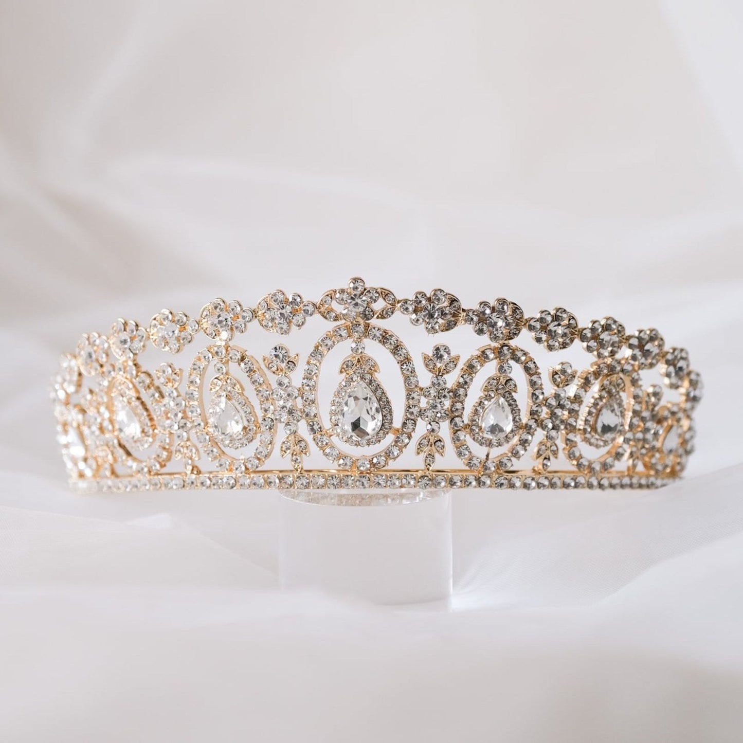 【ヘッドドレス】ティアラ ビジュー ブライダルヘッドドレス ゴールド u48 【結婚式 ヘアアクセサリー】