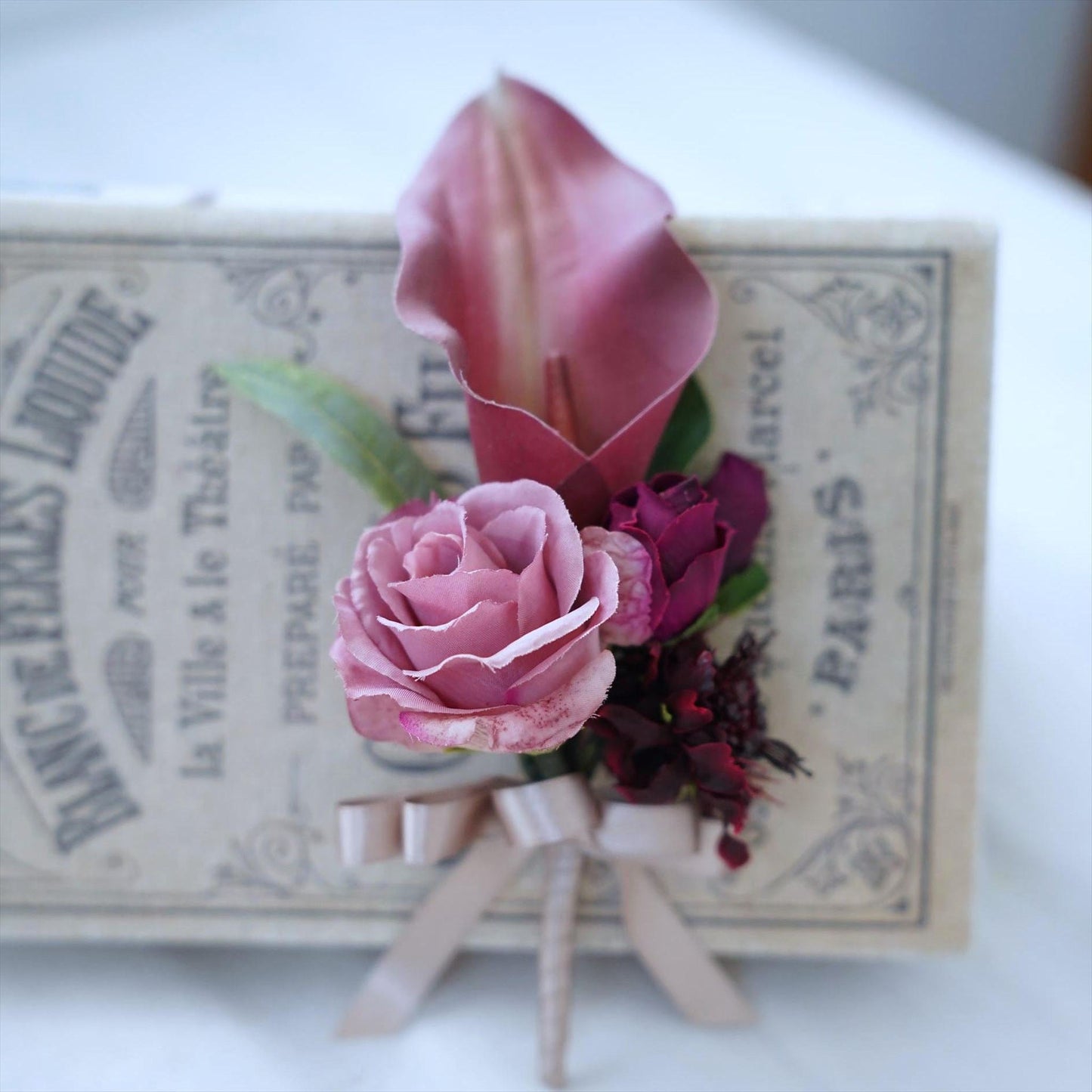 ワインレッドとモーブピンクのブーケ【結婚式 フワラー アーティフィシャルフラワー ブーケ ブートニア】