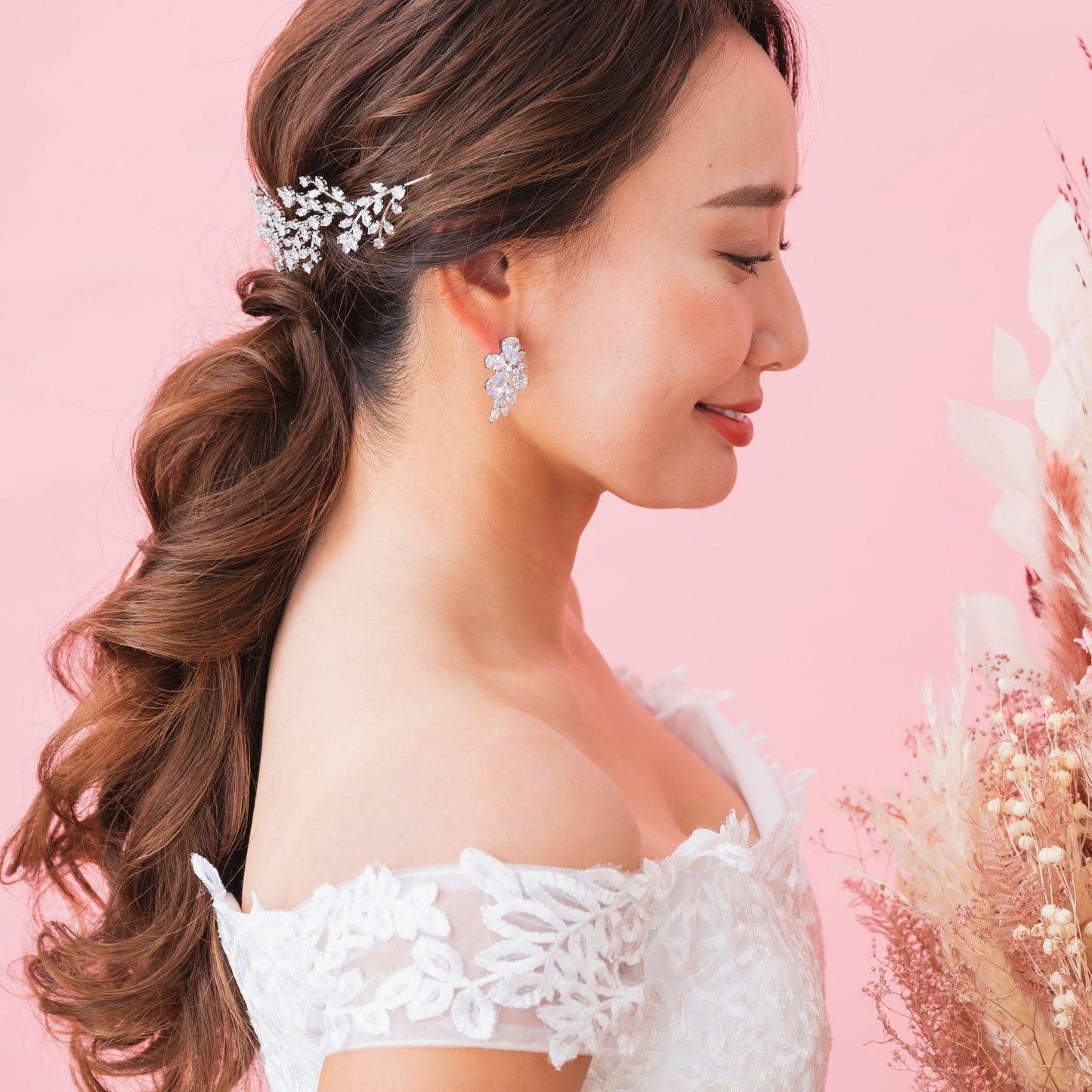【ピアス】E-73 キュービックジルコニア ブライダルフラワーピアス 【結婚式 ピアス イヤリング】