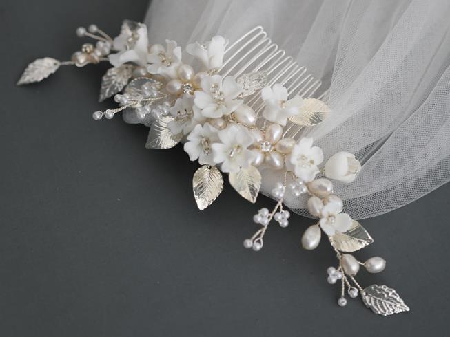 【ヘッドドレス】ヘアコーム ~ブライダルヘッドドレス~ ≪HC-26≫ 【結婚式 ヘアアクセサリー】