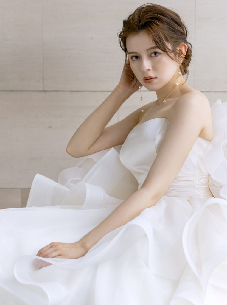 LOIS【ウェディングドレス レンタル】