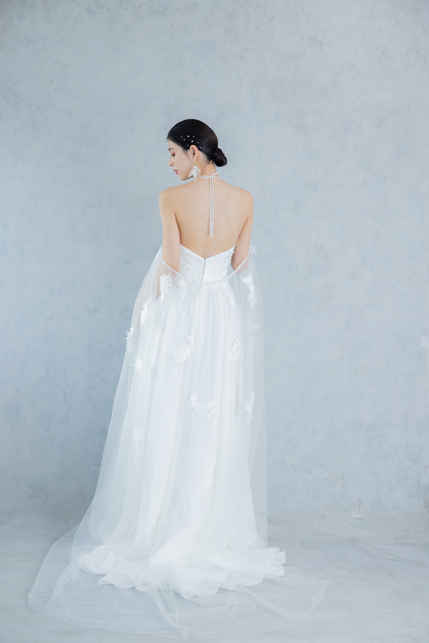 LAYLA【結婚式 ウェディングドレス レンタル】