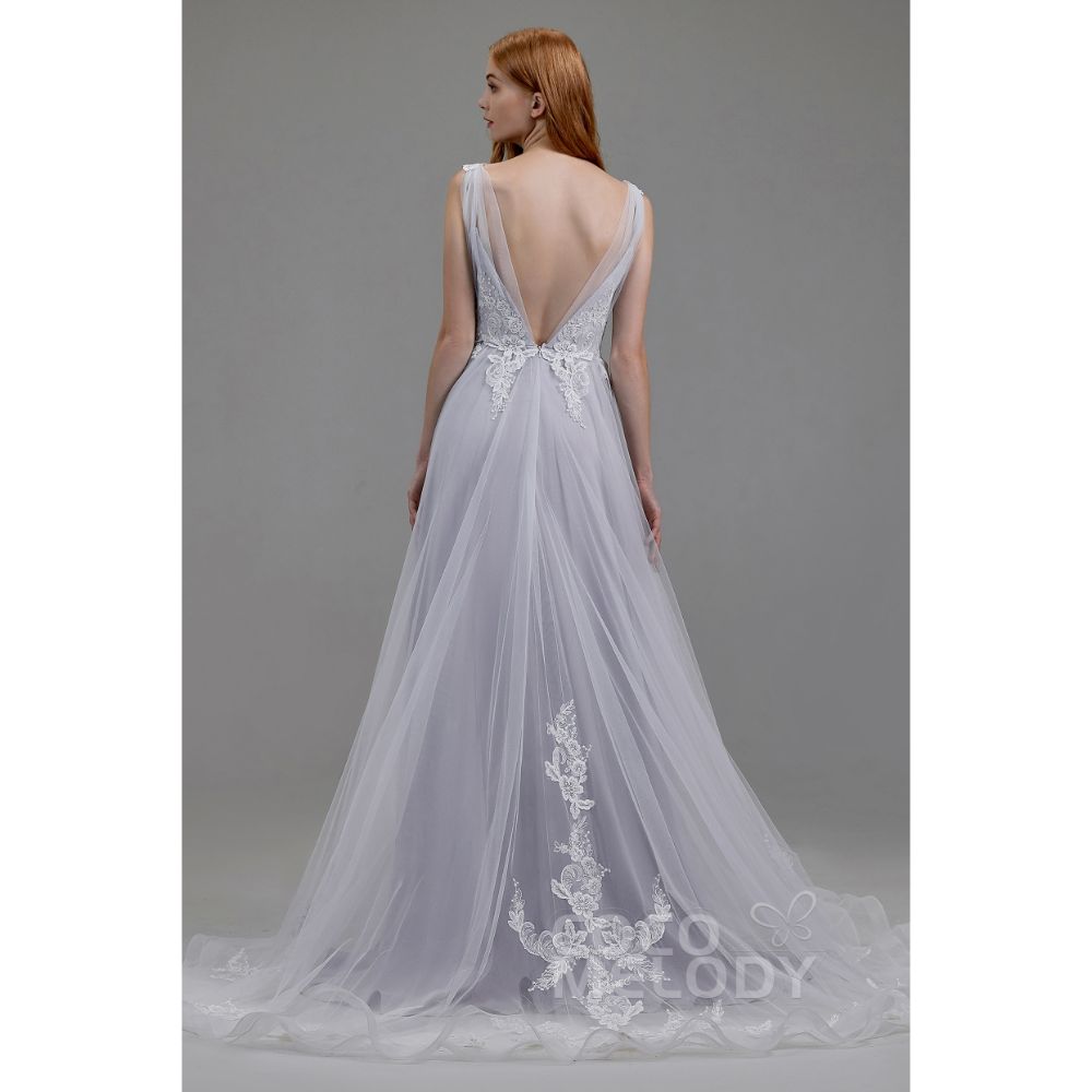 LD5845 ソフトチュール Vネック スレンダーライン ウェディングドレス 【ウェディングドレス オーダーメイド】
