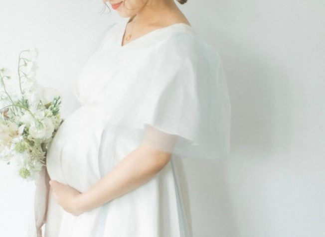 ウェディングドレスからマタニティドレスへ 【ウェディングドレス