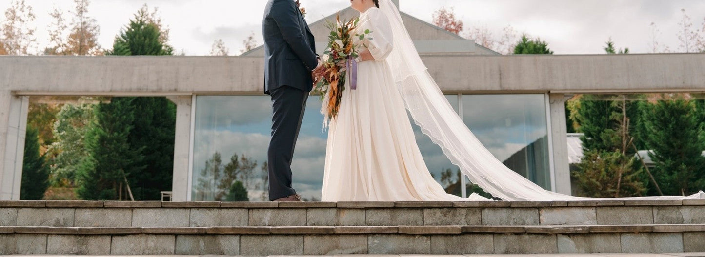 タフタ素材のボリュームAラインドレス 【ウェディングドレス オーダーメイド】