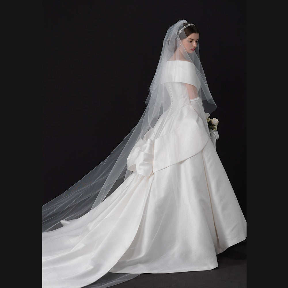 エリザベート 【ウェディングドレス レンタル】