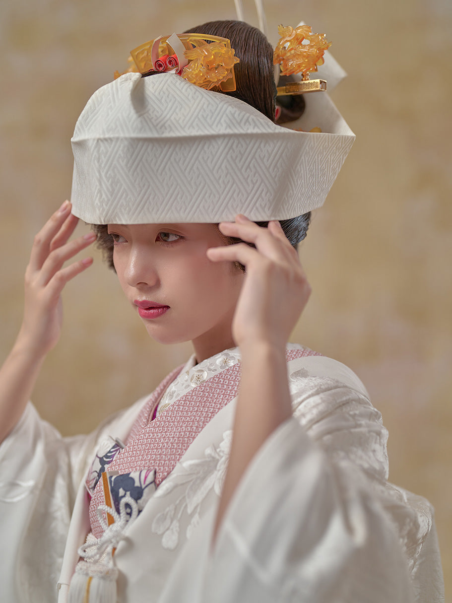 雲取松に熨斗目鶴【結婚式 和装 白無垢 レンタル】