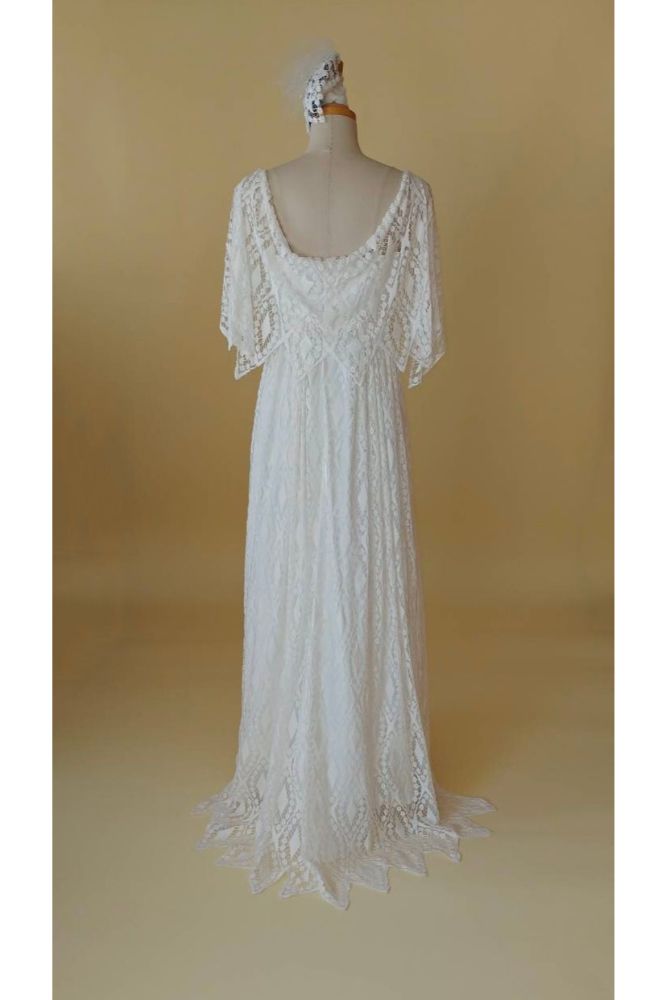 ギャッツビー 【ウェディングドレス レンタル】