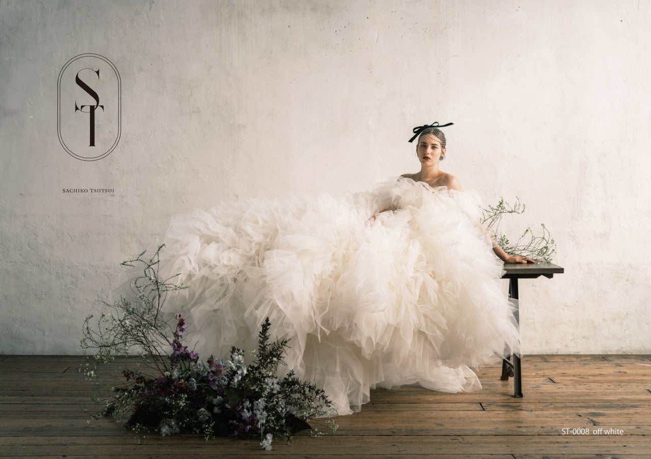 ST0008 offwhite【ウェディングドレス レンタル】