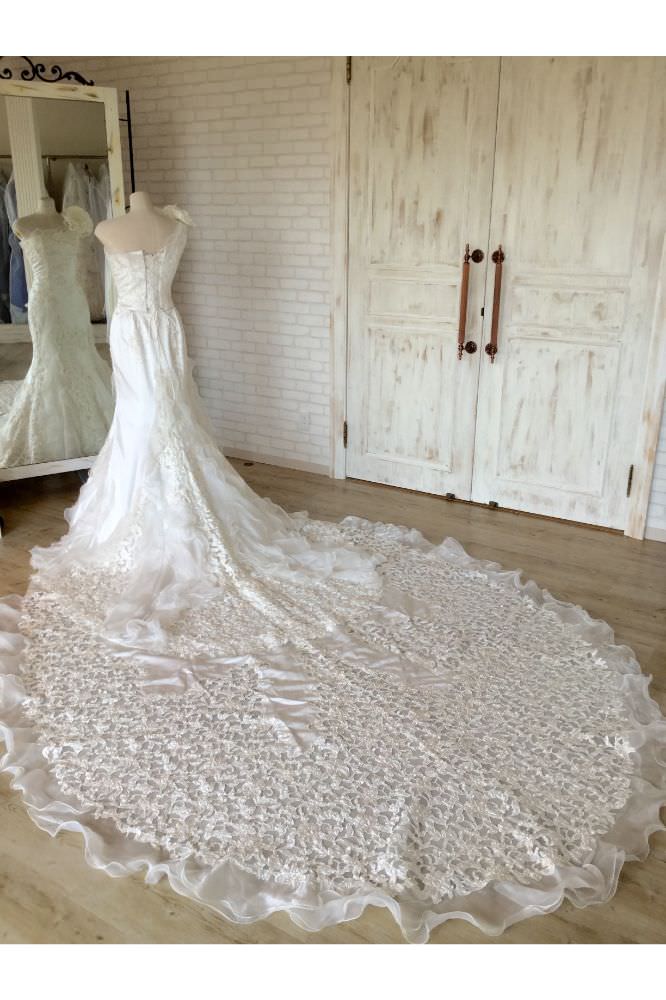 【SALE】白ドレス マーメイドライン ソフィーナ 【販売衣装】