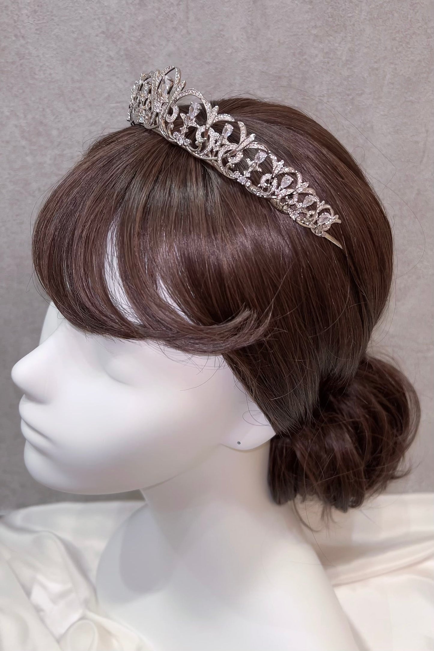 【ヘッドドレス】ジルコニアティアラ ~ブライダルティアラ~ ≪ZT-17≫【結婚式 ヘアアクセサリー】