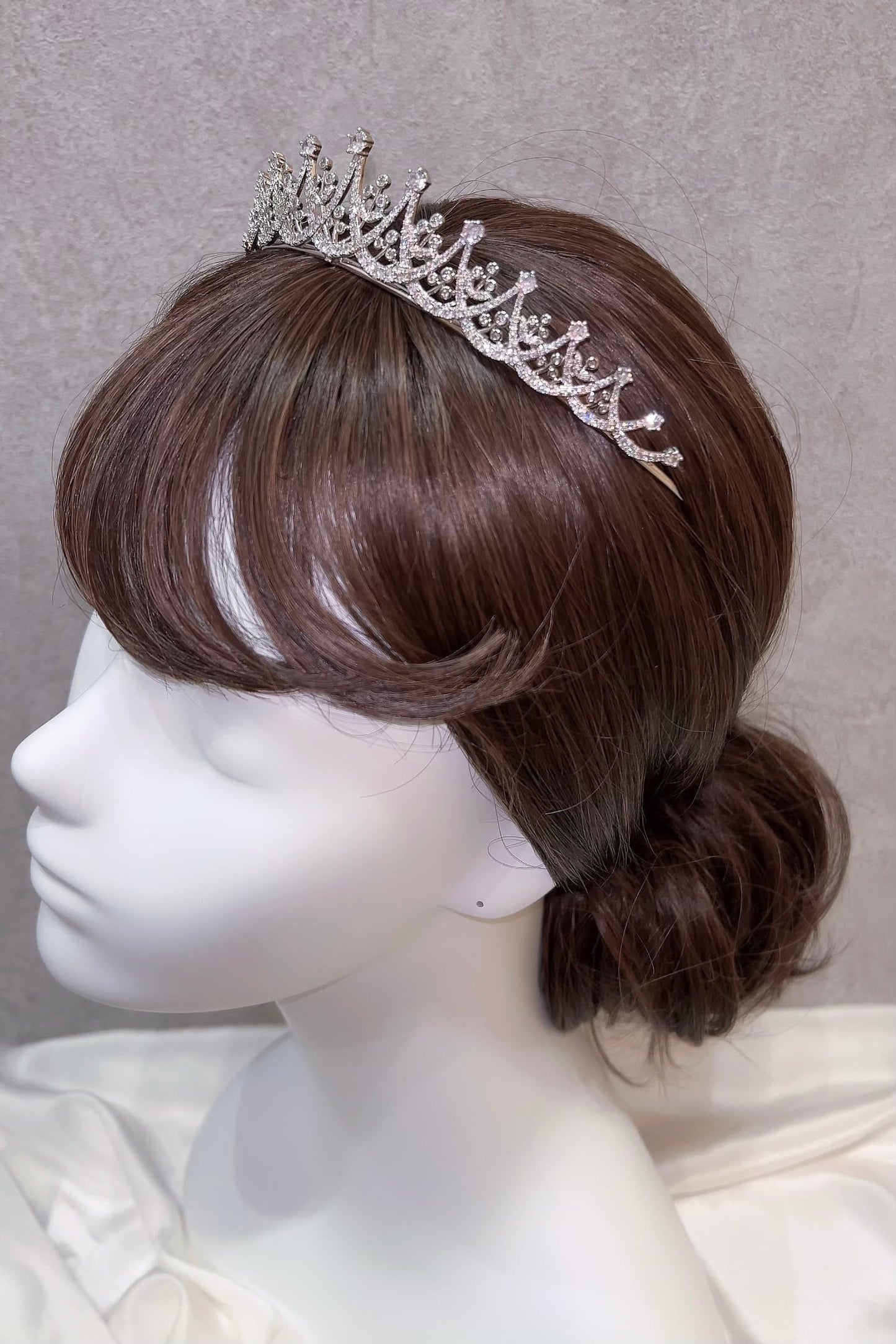 【ヘッドドレス】ジルコニアティアラ ~ブライダルティアラ~ ≪ZT-22≫【結婚式 ヘアアクセサリー】