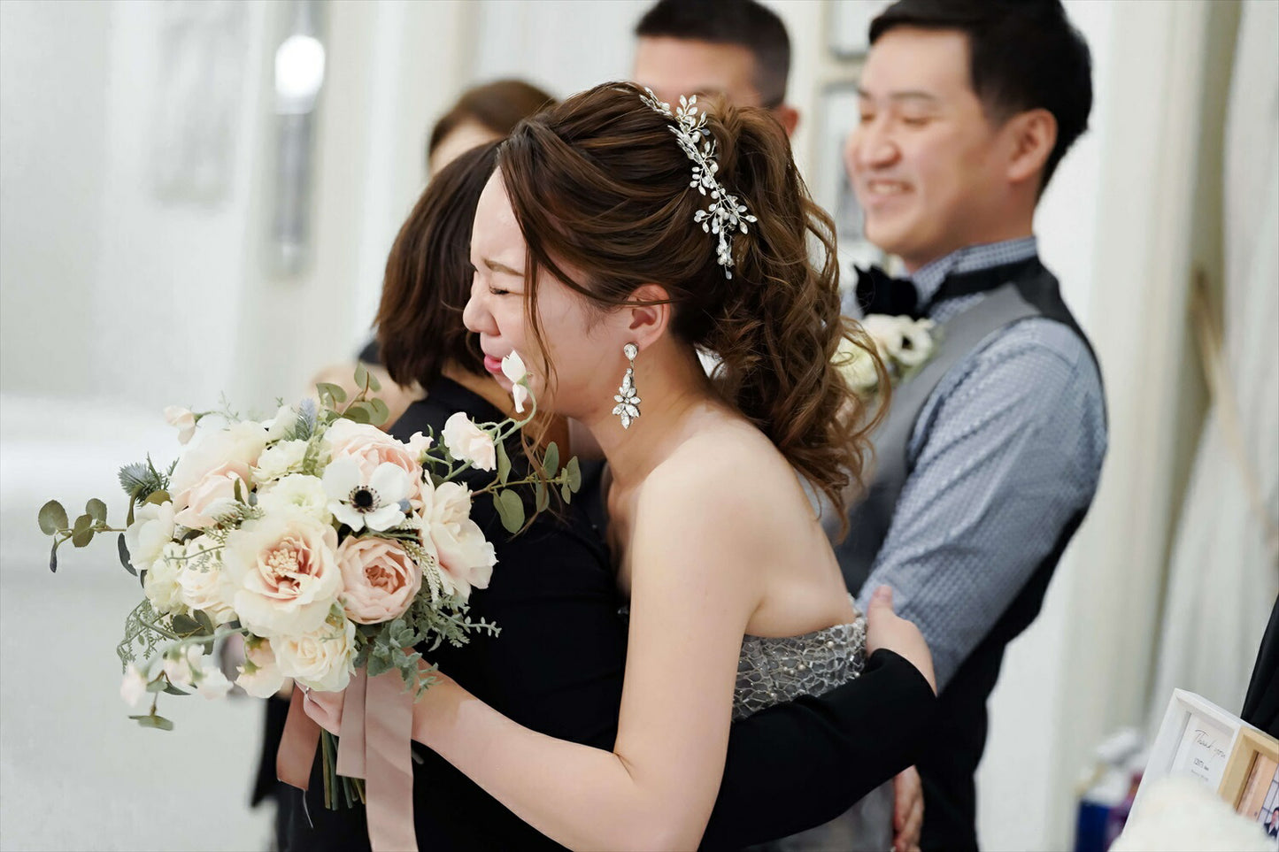 ヘッドドレス コーム ラインストーンとクリスタル シルバー (BC-H38)|ウェディングアクセサリー【結婚式 アクセサリー ヘッドドレス ヘアアクセサリー】