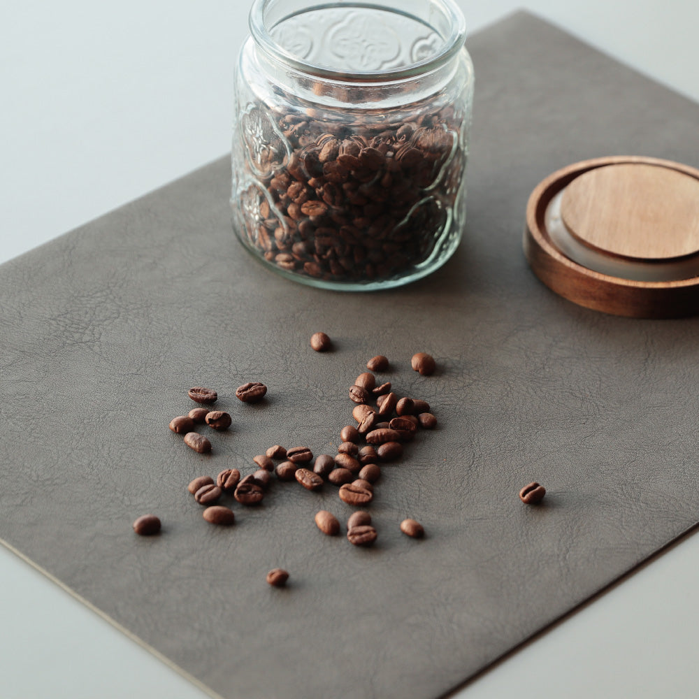 【レザーマット】RECYCLABLE PLACEMAT PU LEATHER GY【結婚式 ウェルカムグッズ 雑貨 ランチョンマット プレースマット】