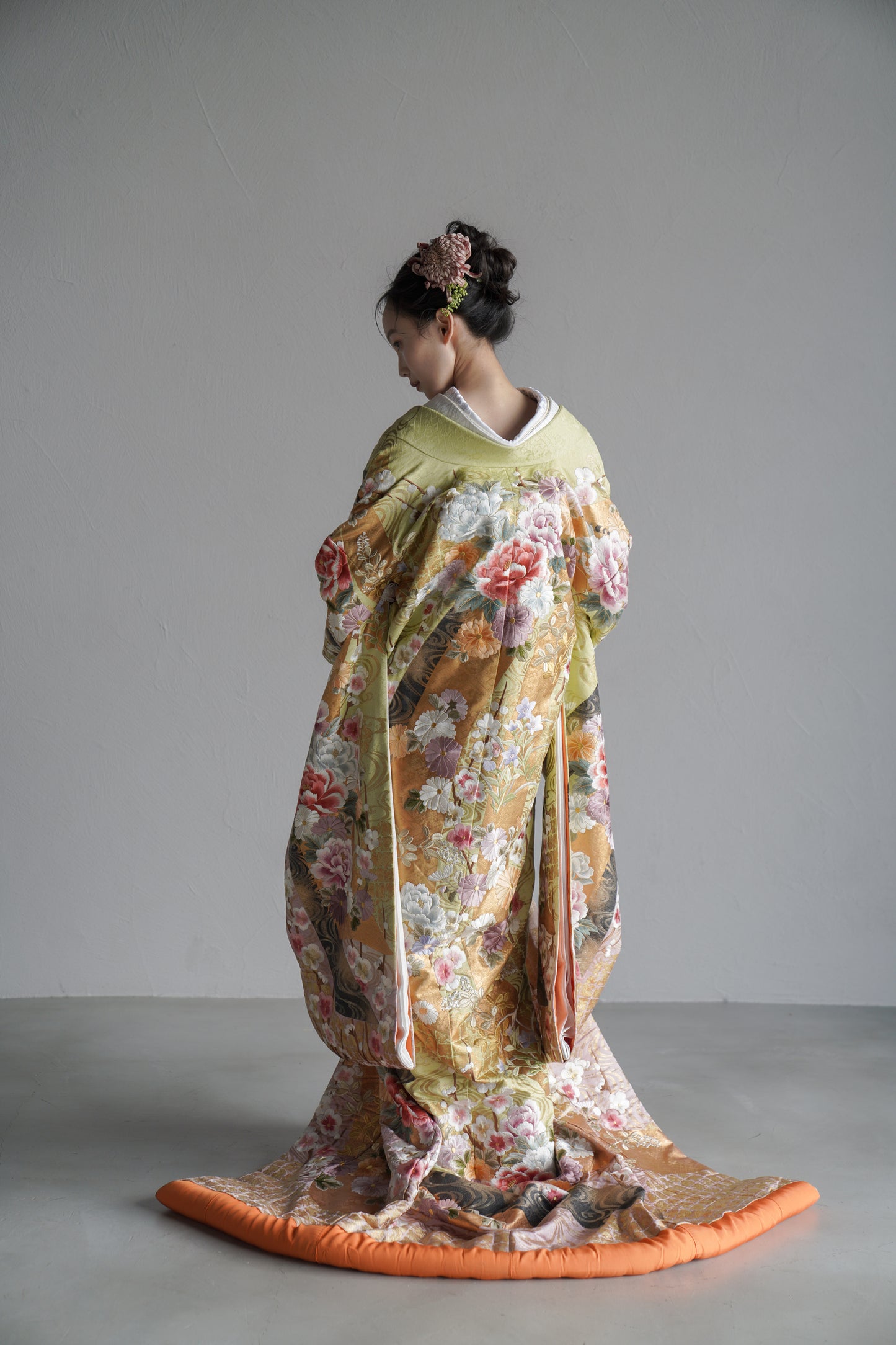 若草に瑞花の調【結婚式 和装 色打掛 レンタル】