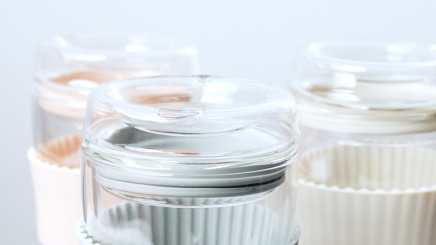 ポケトル耐熱二重ガラスタンブラー(ラテベージュ)蓋付 330mL 【結婚式 ギフト 引き出物 食器類】POKETLE vidro 330