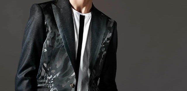 セクシーなタキシードで男を上げる