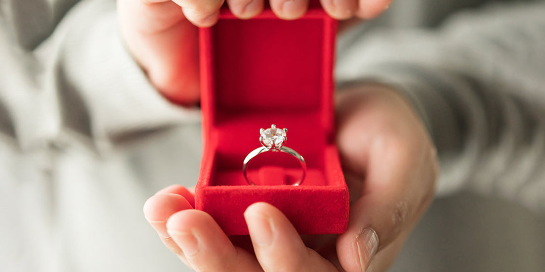 カップルの1/3が「婚約指輪はいらない」？その理由と花嫁の本音を紹介します