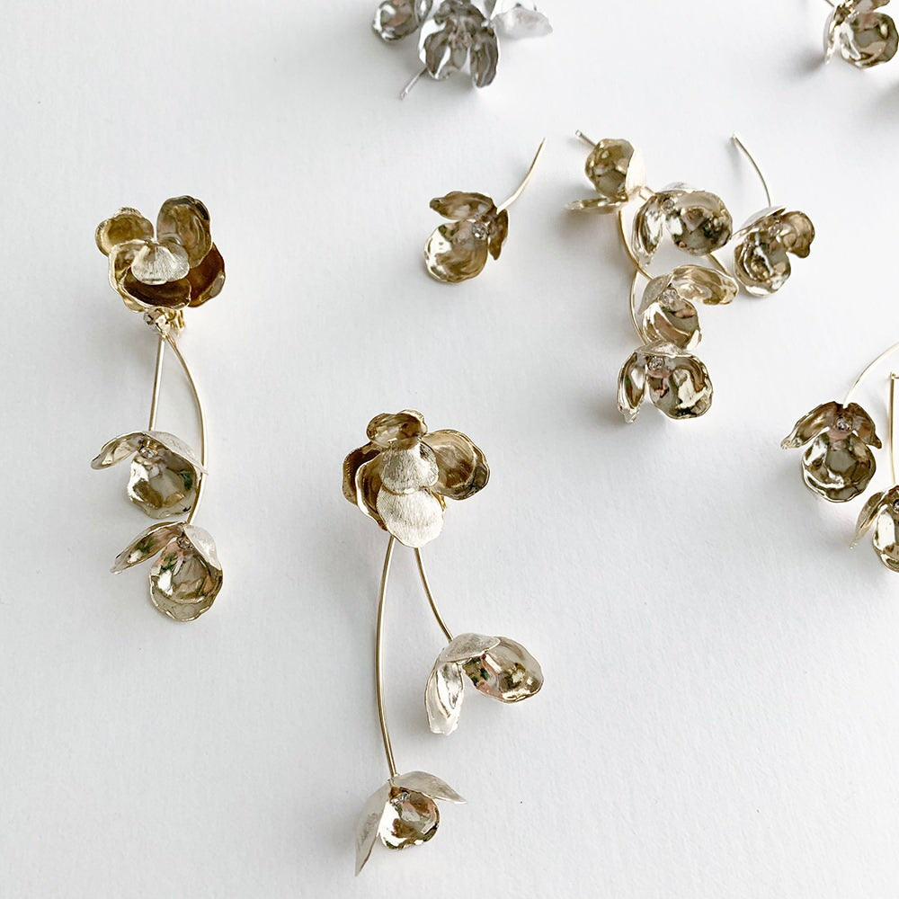 ブライダルアクセサリー一覧