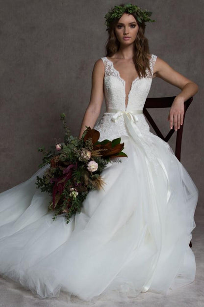 ROMONA KEVEZA RB022-2 【ウェディングドレス レンタル】