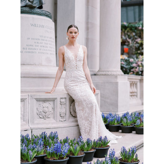 WINSTON 【ウェディングドレス レンタル】