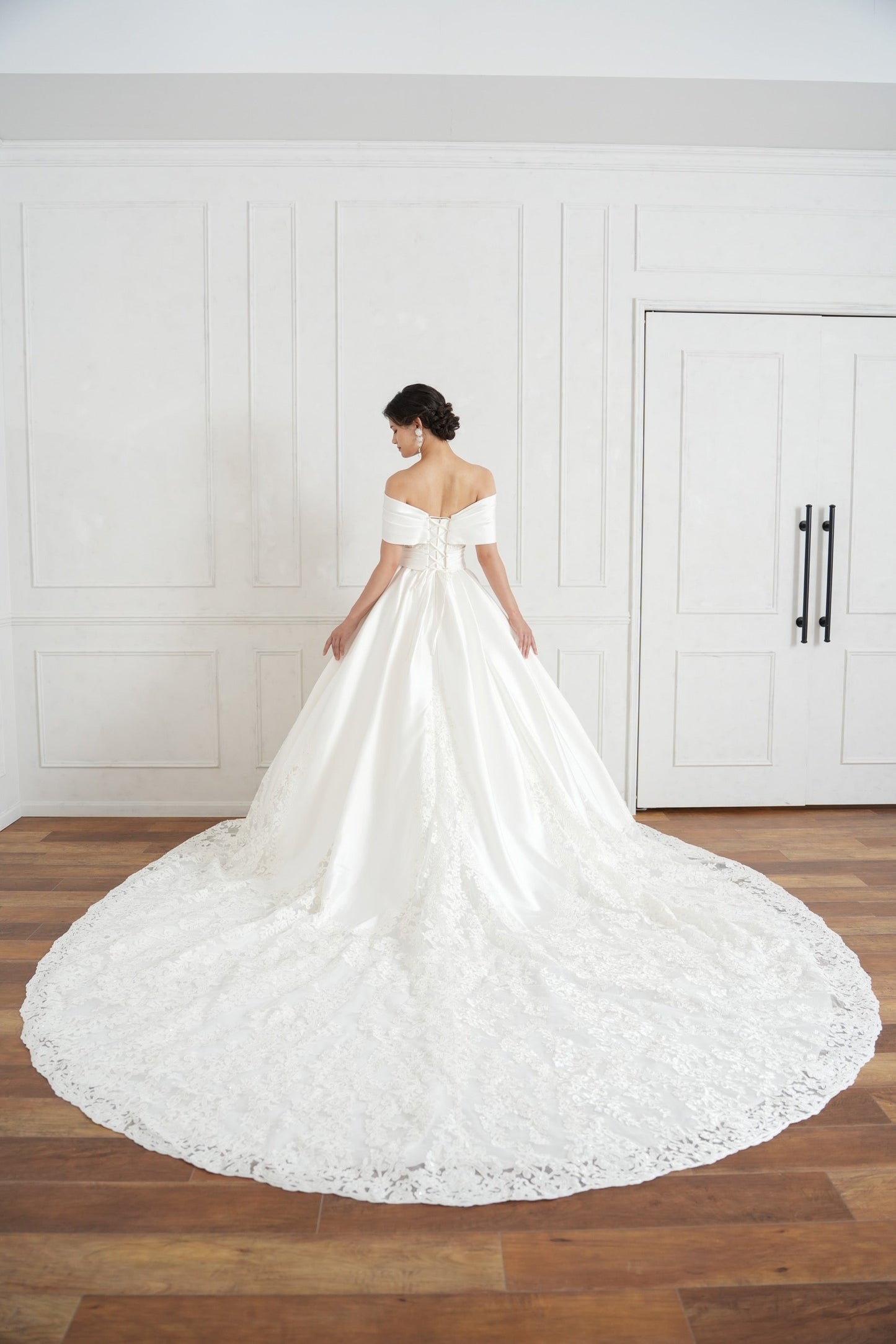 MK-213【ウェディングドレス レンタル】