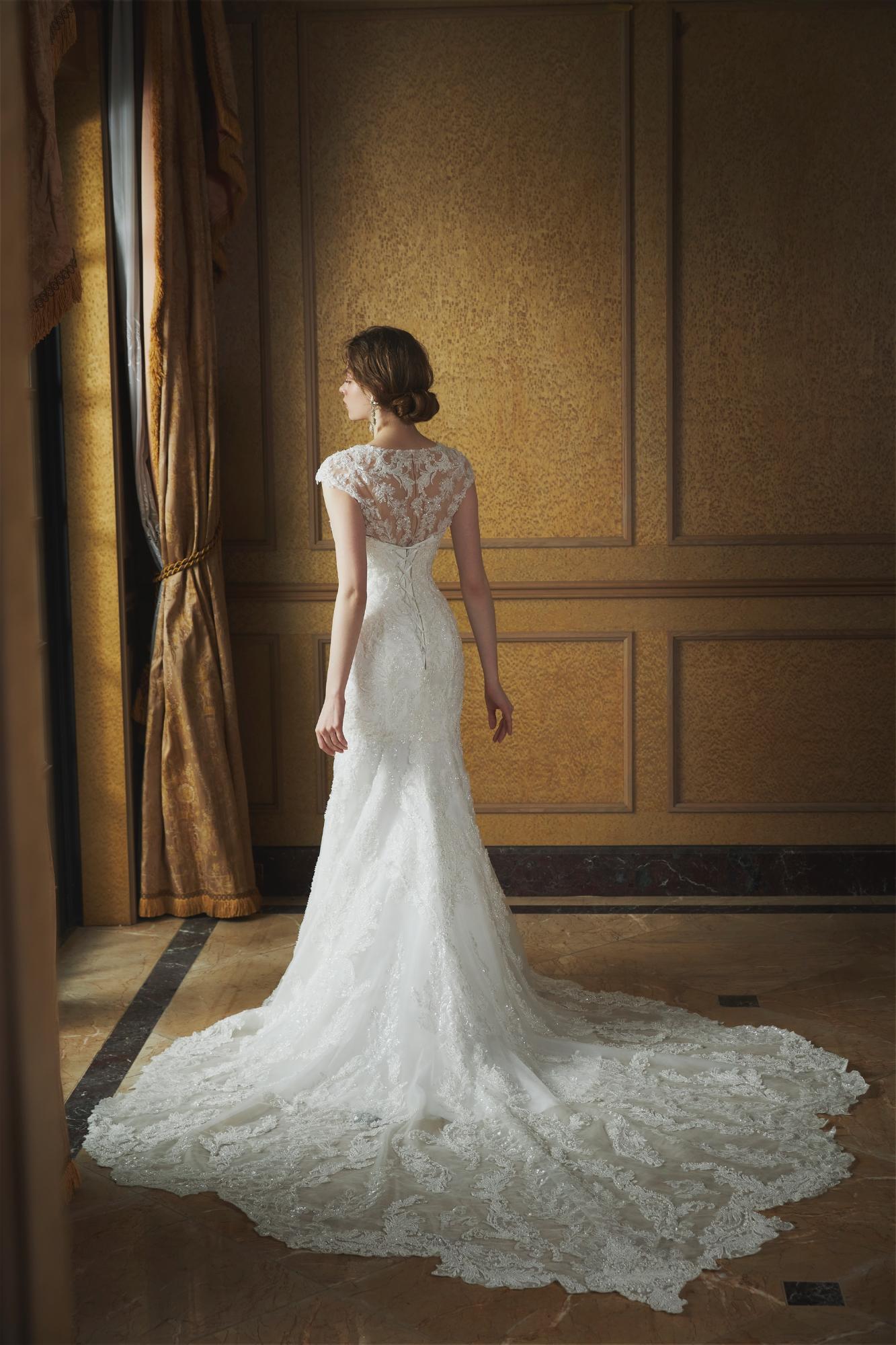 Layla【ウェディングドレス レンタル】