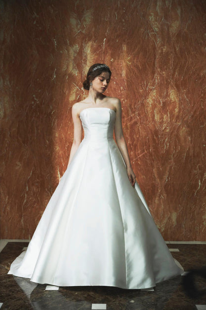 Olga【ウェディングドレス レンタル】