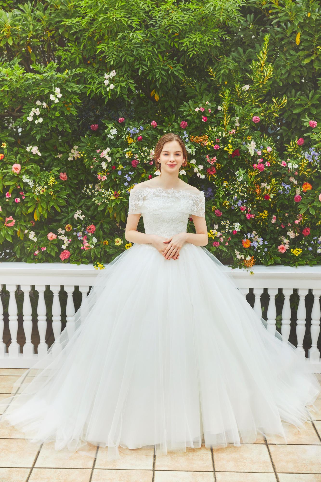 Valerie【ウェディングドレス レンタル】 – 結婚式準備サイトCORDY