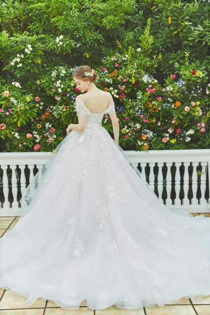 Amelia【ウェディングドレス レンタル】