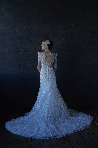 YJU2109【ウェディングドレス レンタル】