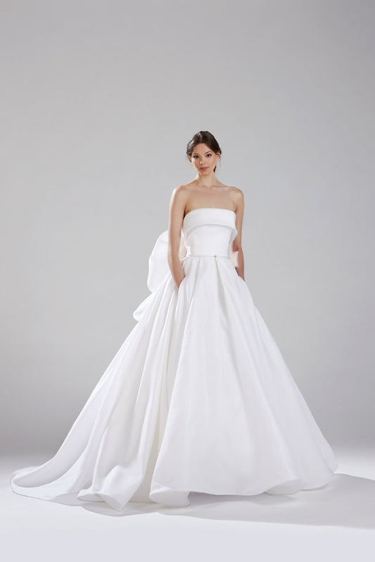 DIAMANTE 【ウェディングドレス レンタル】